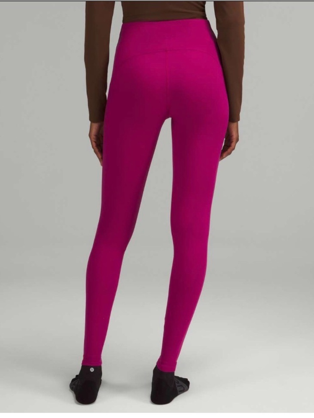 Lululemon InStill High-Rise Tight 28"
Magenta Purple size 4